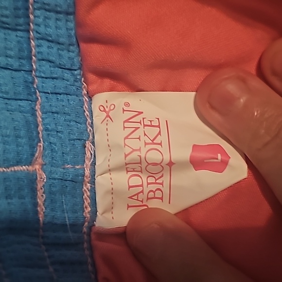 Jadelynn Brooke athletic shorts size large nwot - Picture 2 of 3